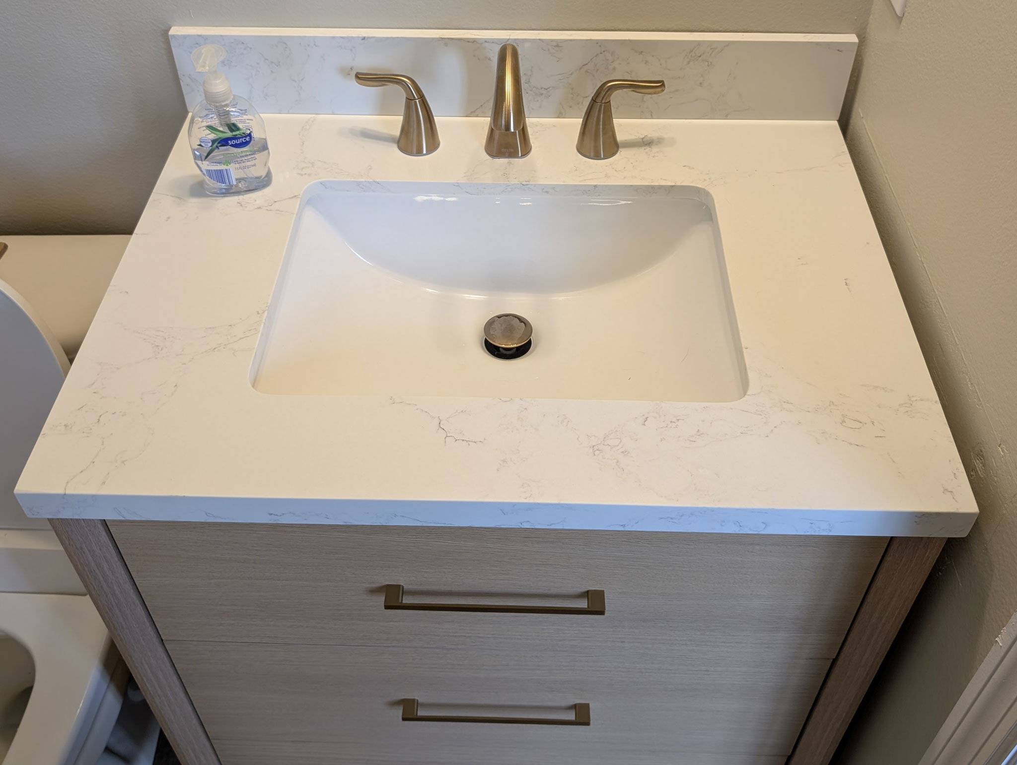 Bathroom sink and countertop